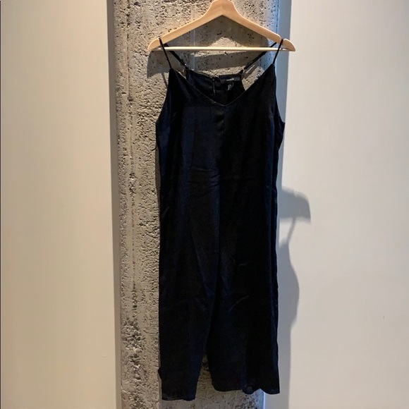 Jumpsuit - Picture 1 of 5